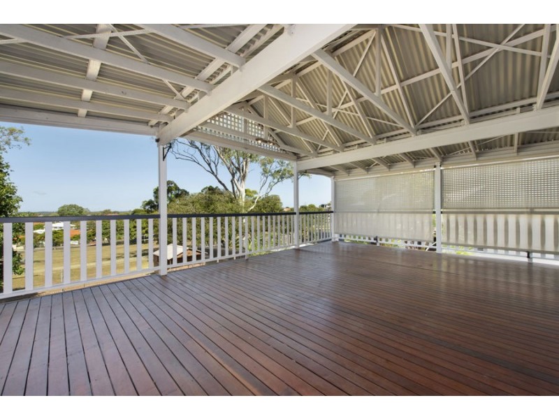 69 Arrol Street, Camp Hill QLD 4152