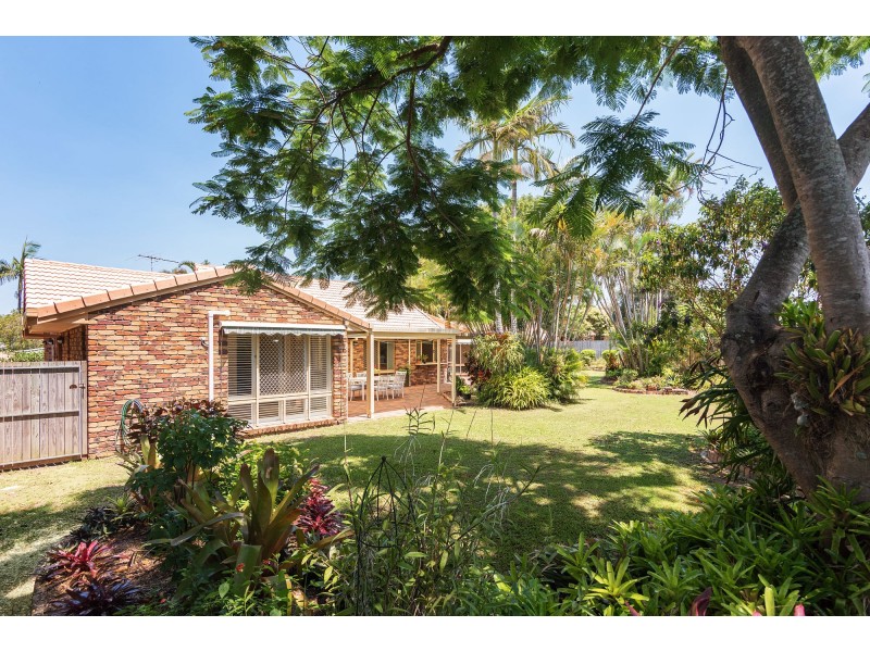 12 Salm Court, Carindale QLD 4152