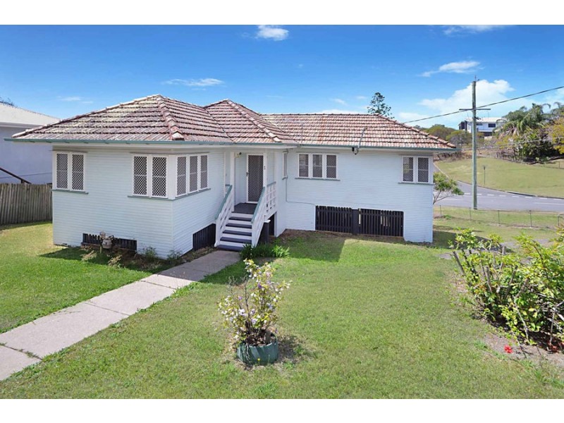 85 Porteus Dr, Seven Hills QLD 4170