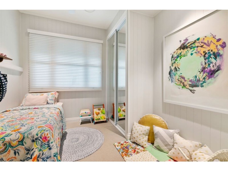 1 Nelson Street, Dutton Park QLD 4102