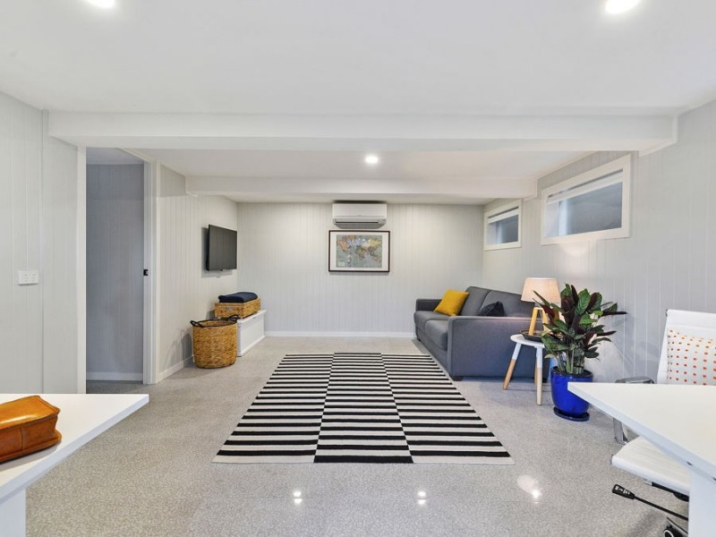 1 Nelson Street, Dutton Park QLD 4102