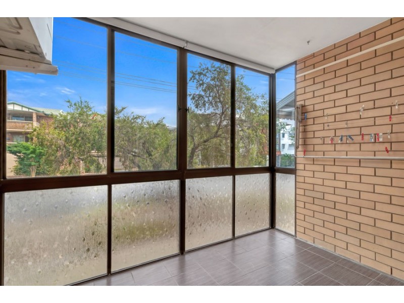 2 61 French St,, Coorparoo QLD 4151