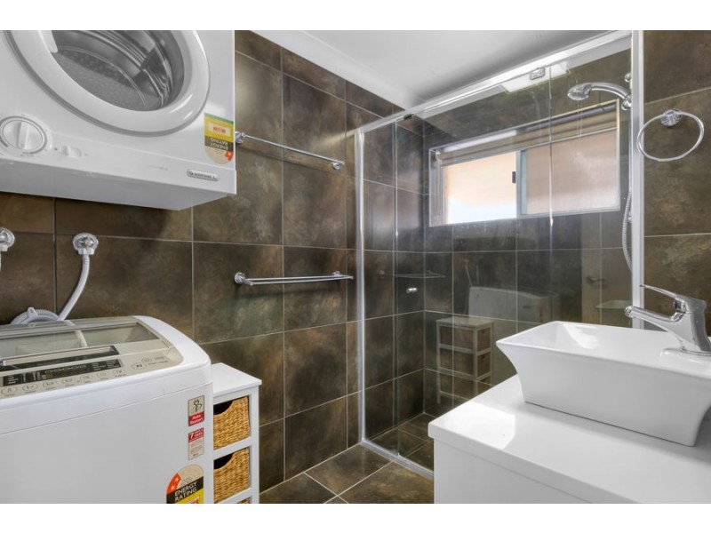 2 61 French St,, Coorparoo QLD 4151