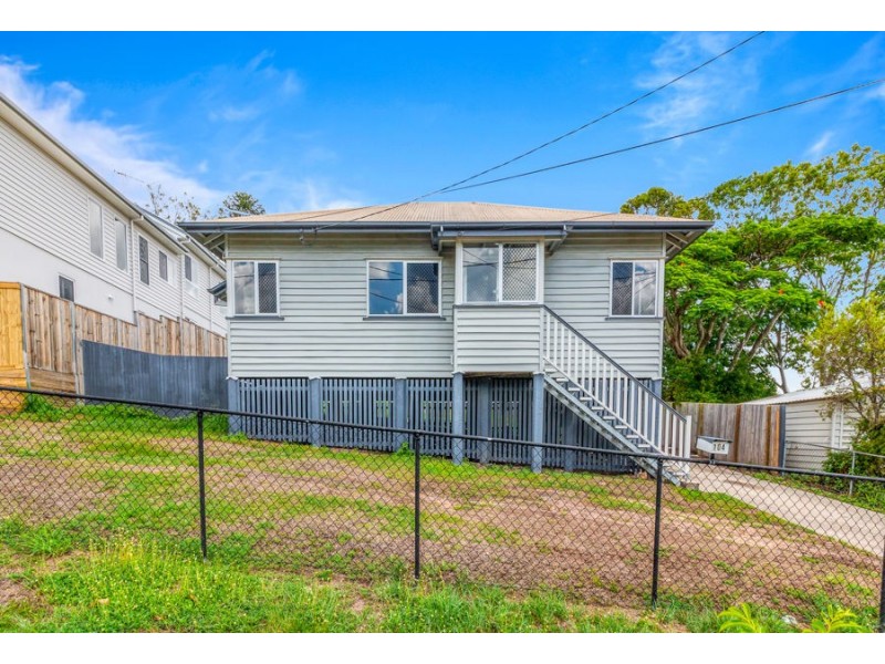 104 Porteus Drive, Seven Hills QLD 4170