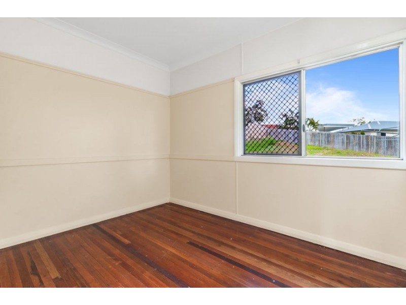 104 Porteus Drive, Seven Hills QLD 4170