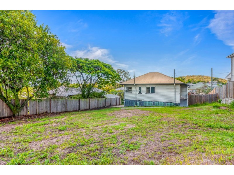 104 Porteus Drive, Seven Hills QLD 4170