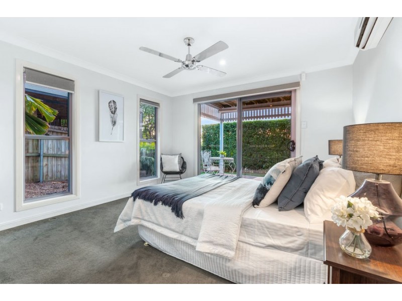 82 Carranya Street, Camp Hill QLD 4152