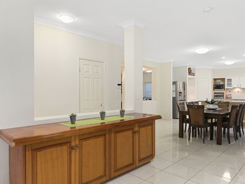 14 Dawson Drive, Manly West QLD 4179