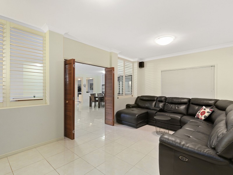 14 Dawson Drive, Manly West QLD 4179