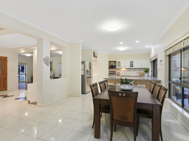 14 Dawson Drive, Manly West QLD 4179