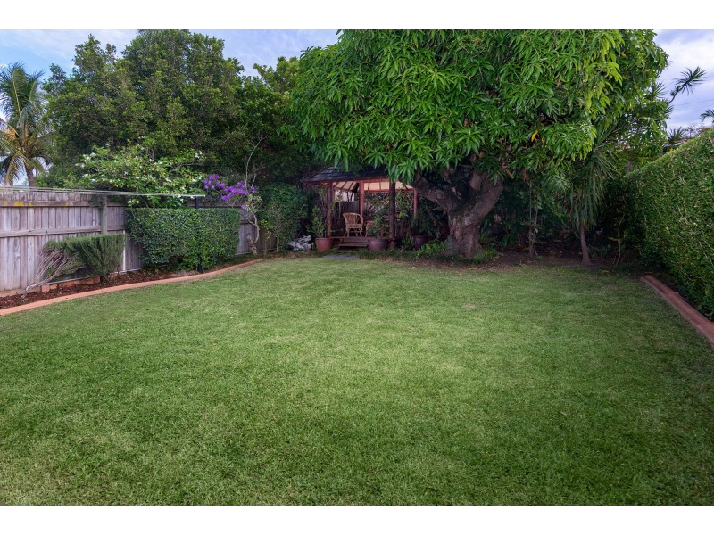 23 Stratton Terrace, Wynnum QLD 4178