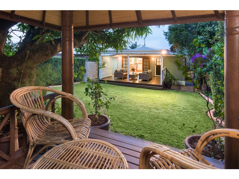 23 Stratton Terrace, Wynnum QLD 4178