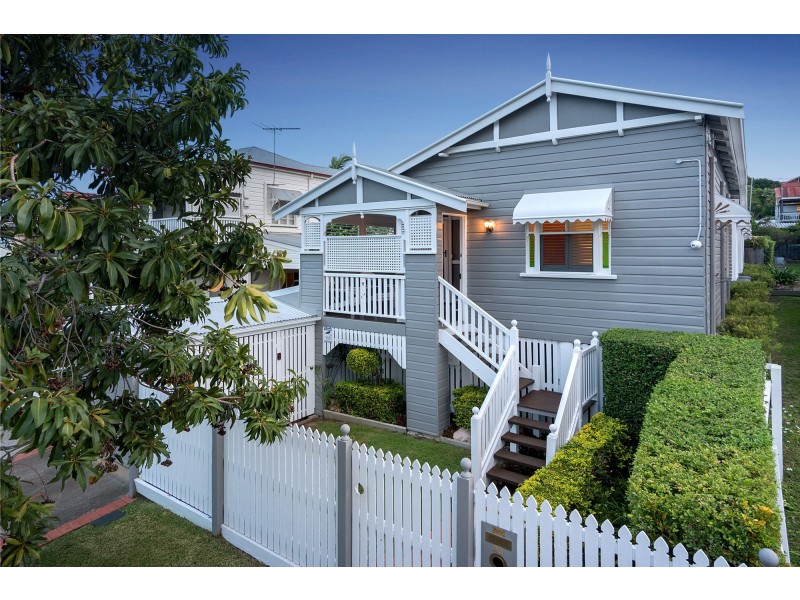 23 Stratton Terrace, Wynnum QLD 4178