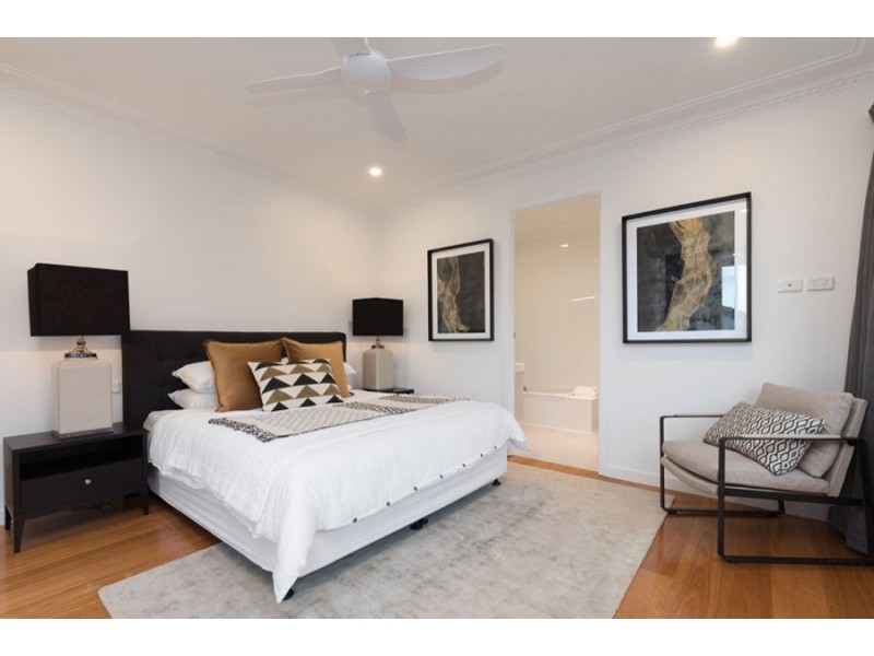 5 Ferol Street, Coorparoo QLD 4151