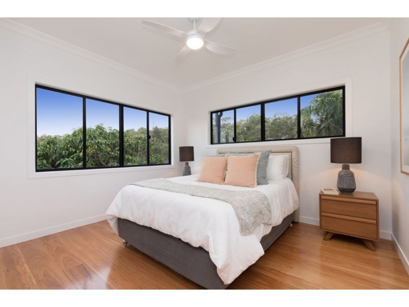 5 Ferol Street, Coorparoo QLD 4151