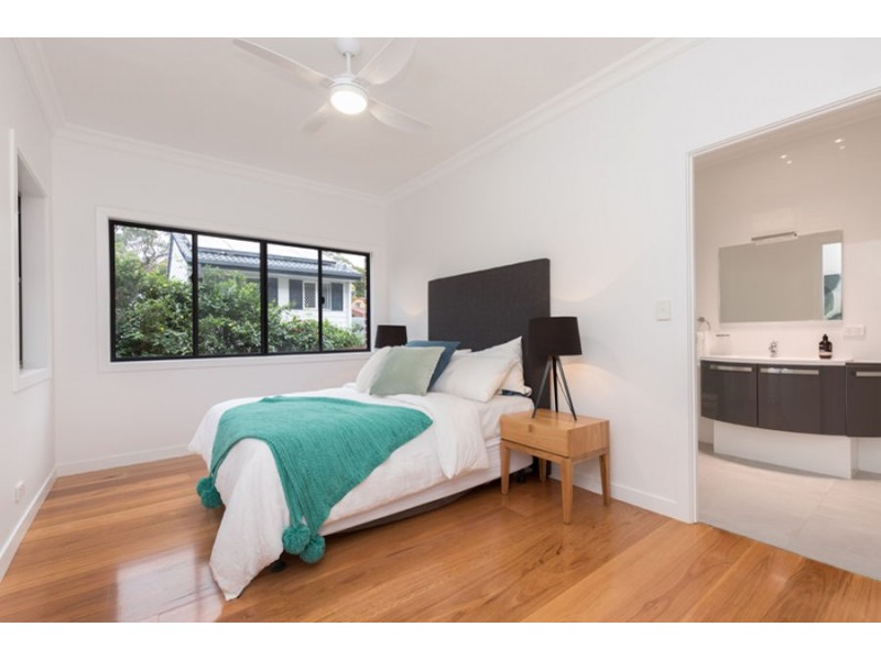 5 Ferol Street, Coorparoo QLD 4151