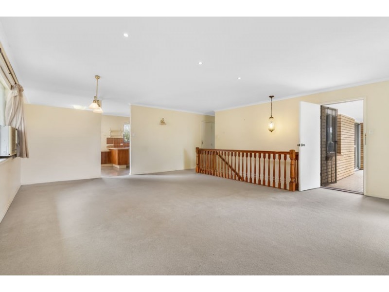 44 Bridle Street, Mansfield QLD 4122