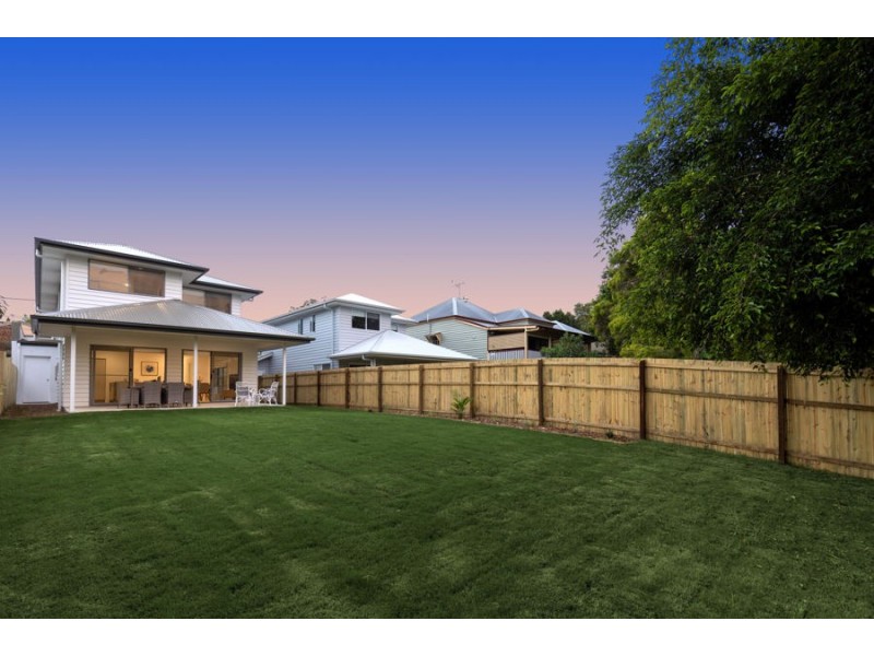 15 Orana Street, Carina QLD 4152