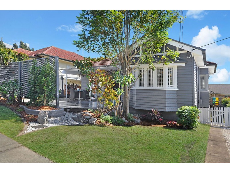 8 Goring Street, Coorparoo QLD 4151