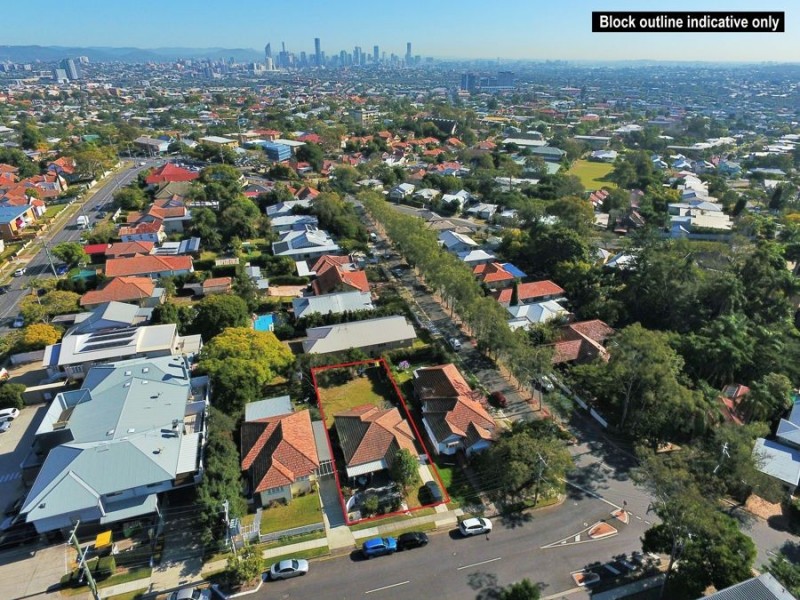 8 Goring Street, Coorparoo QLD 4151