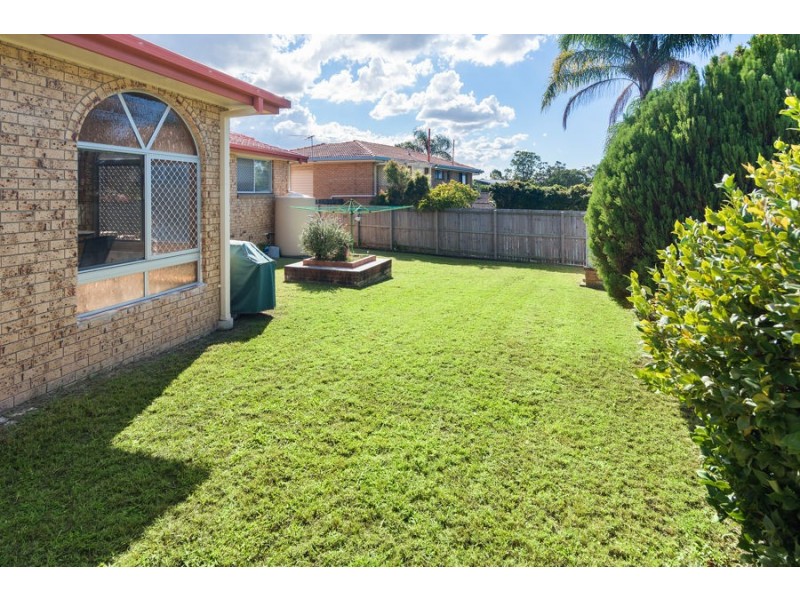 10 Edred Street, Carindale QLD 4152