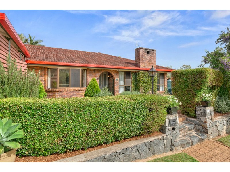 18 Strahan St, Belmont QLD 4153