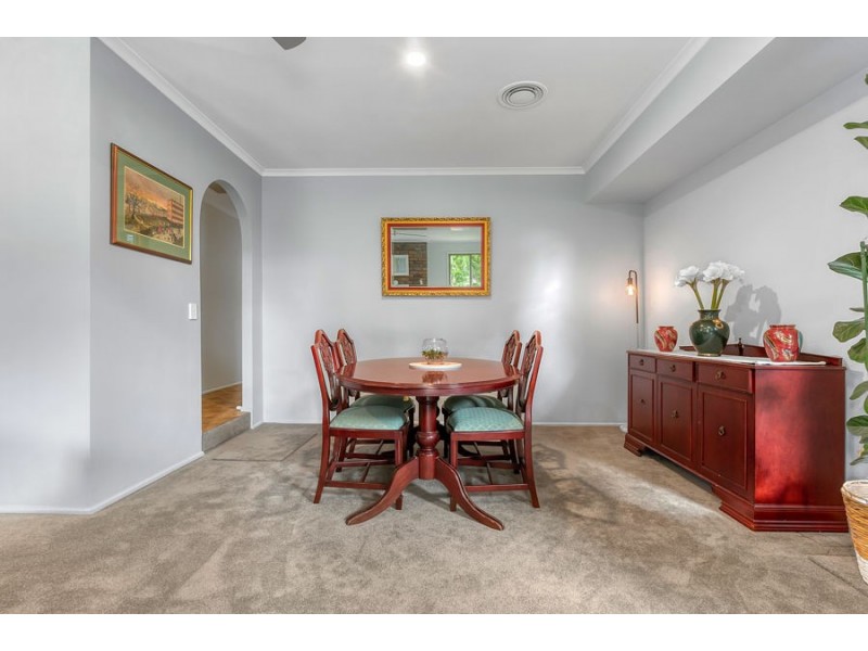 18 Strahan St, Belmont QLD 4153