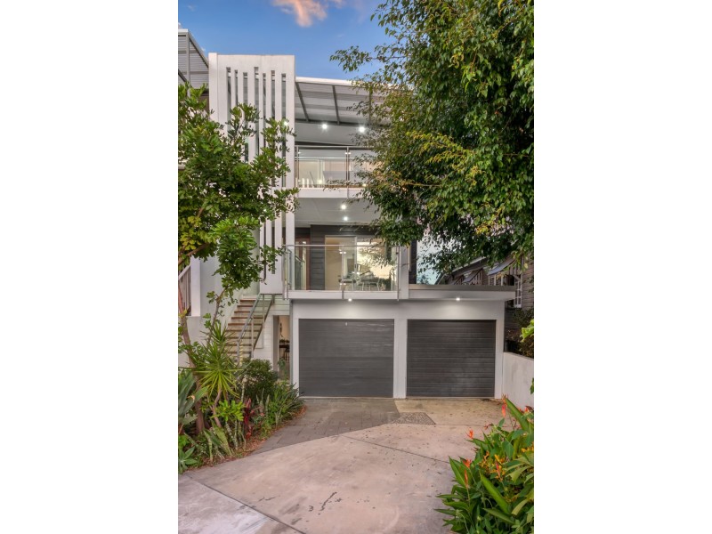 93 McLennan Street, Wooloowin QLD 4030