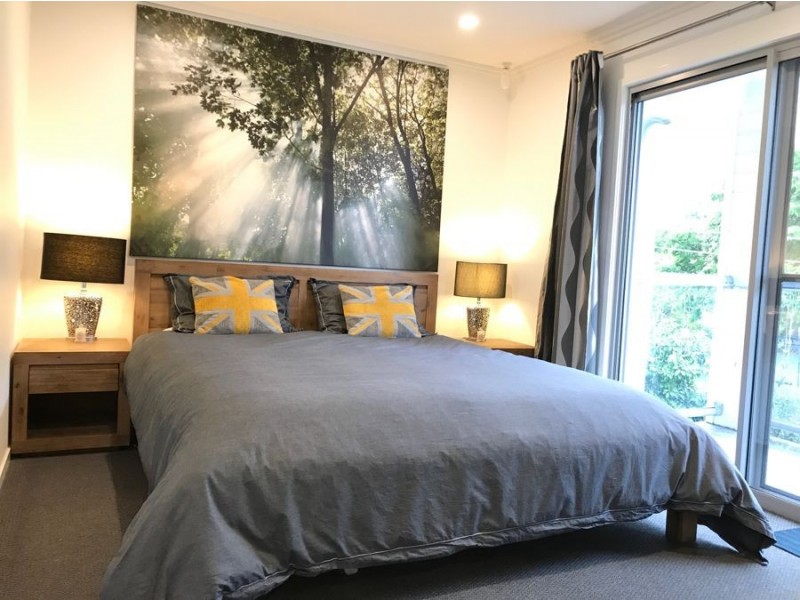 2/40 Arnold st, Holland Park QLD 4121