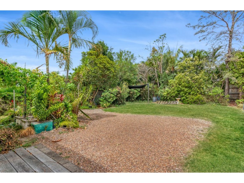 94 Bennetts Rd, Camp Hill QLD 4152