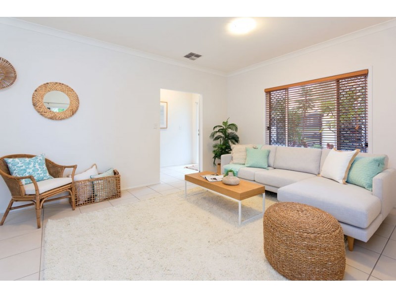 45 Moncrief Road, Cannon Hill QLD 4170