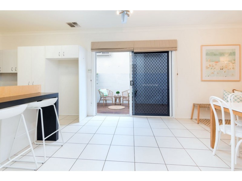 45 Moncrief Road, Cannon Hill QLD 4170