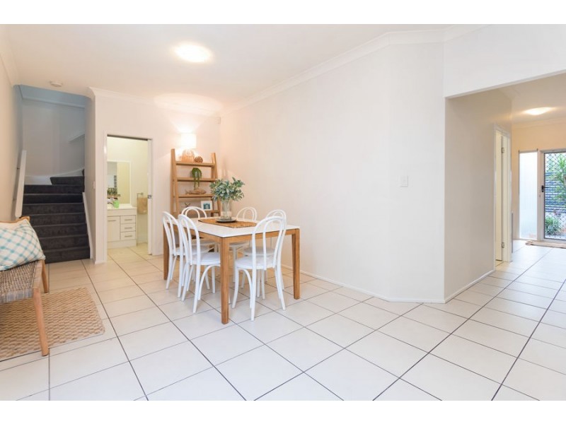 45 Moncrief Road, Cannon Hill QLD 4170