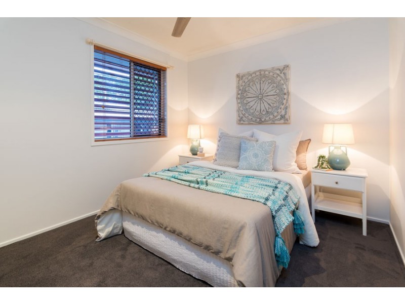 45 Moncrief Road, Cannon Hill QLD 4170