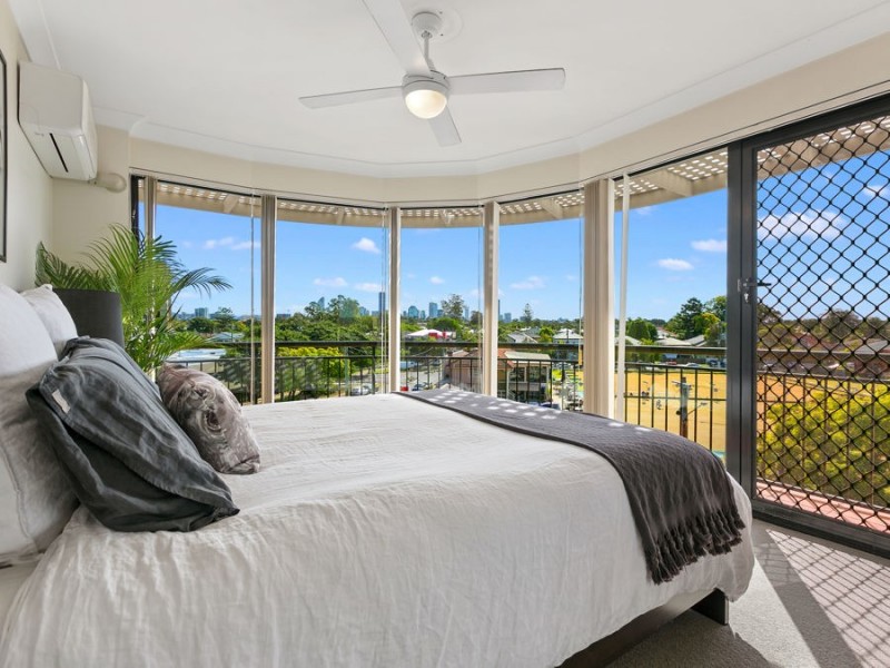 87/45 Harries Rd, Coorparoo QLD 4151