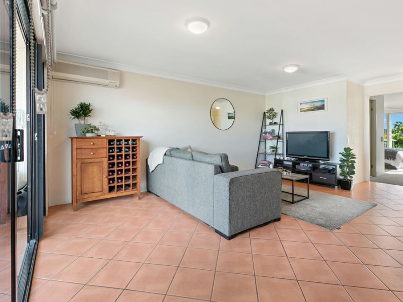 87/45 Harries Rd, Coorparoo QLD 4151