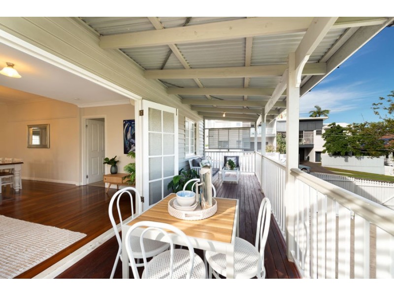 137 Watson Street, Camp Hill QLD 4152