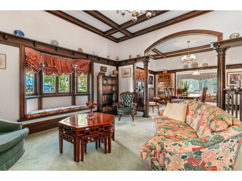 24 Murton Ave, Holland Park QLD 4121