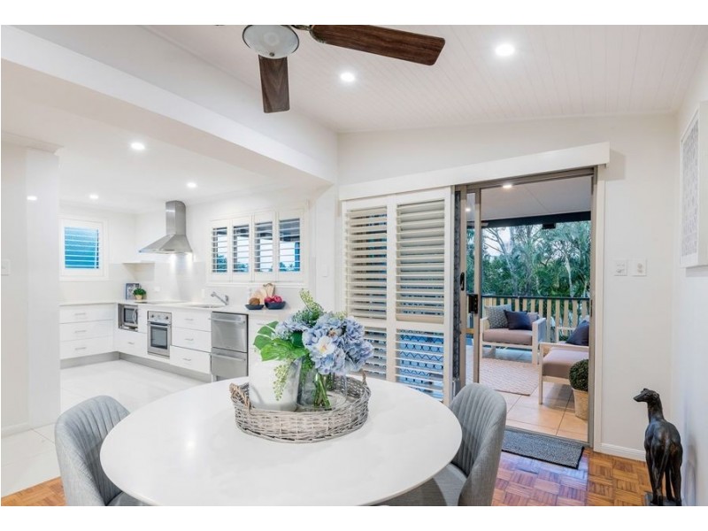 23 Clara Street, Camp Hill QLD 4152