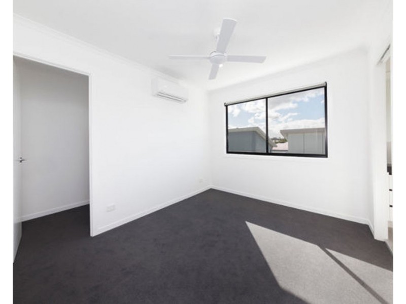 2/43 Orana Street, Carina QLD 4152