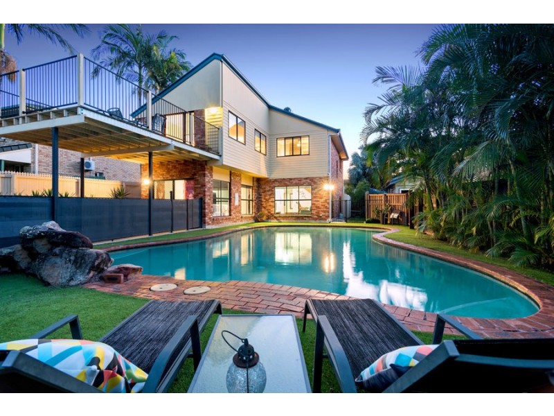 3 Brennan Place, Lota QLD 4179