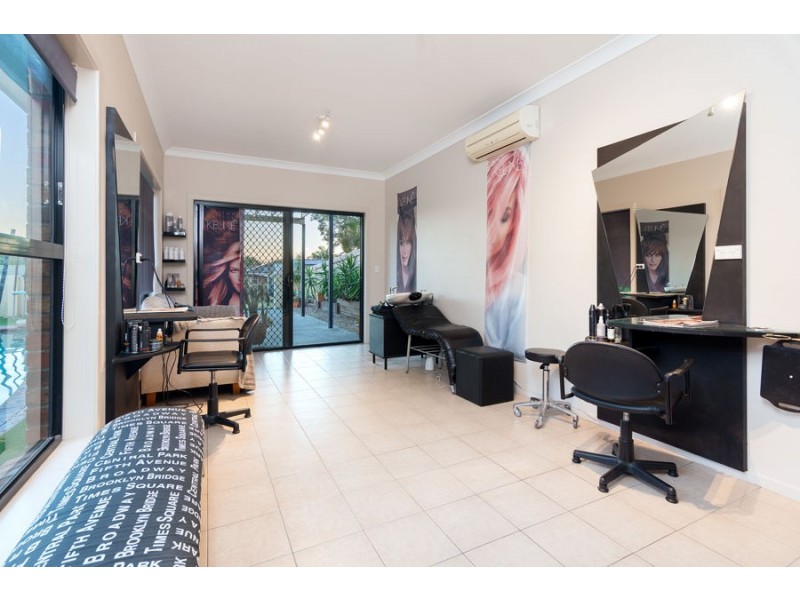 3 Brennan Place, Lota QLD 4179