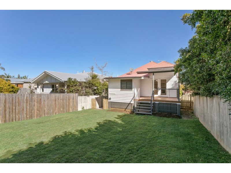 60 Kingsbury Street, Norman Park QLD 4170