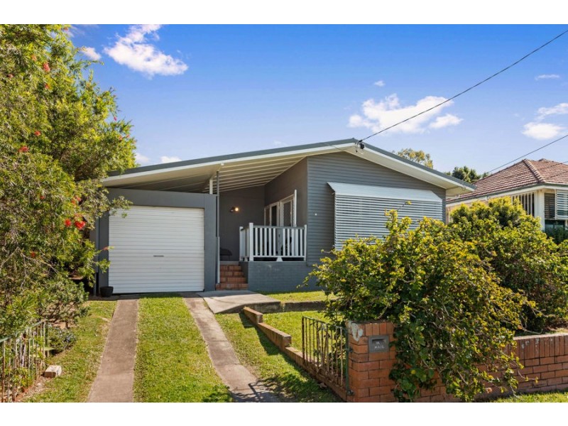 58 Kennington Rd, Camp Hill QLD 4152