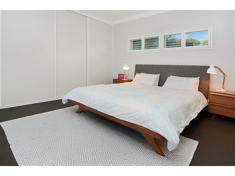 44 Framont Ave, Holland Park QLD 4121