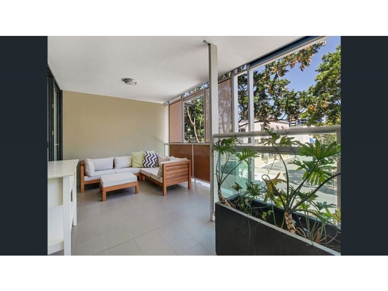 4/7 HELEN STREET, Teneriffe QLD 4005