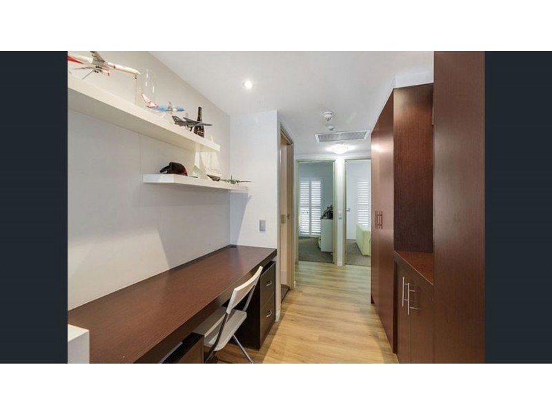 4/7 HELEN STREET, Teneriffe QLD 4005