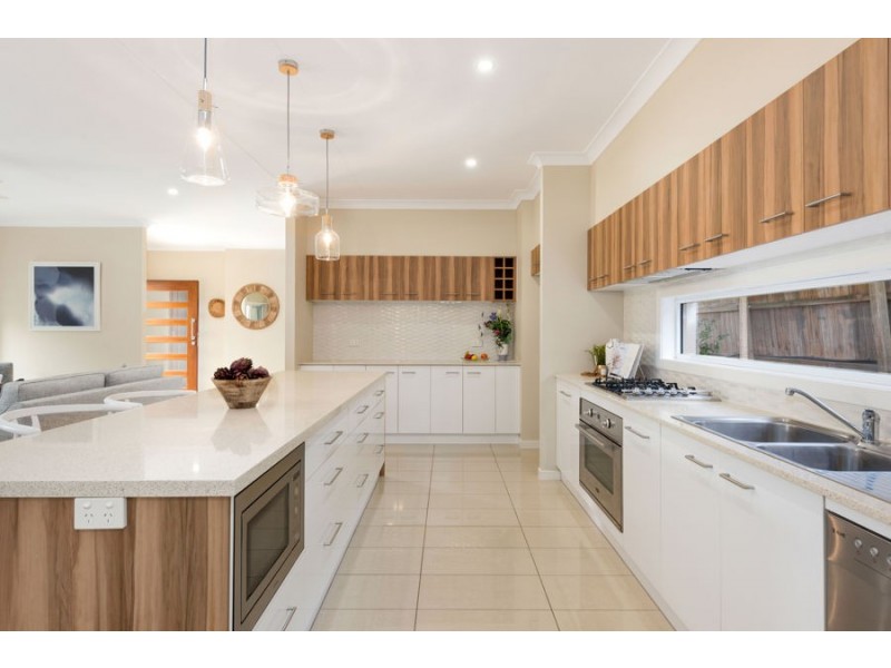 43 St Leonards Street, Coorparoo QLD 4151