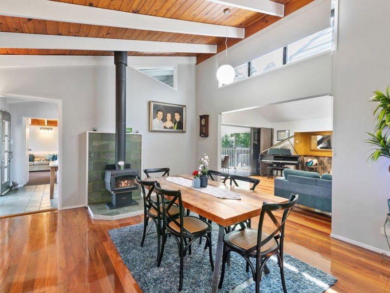 6 Adelong Road, Shailer Park QLD 4128