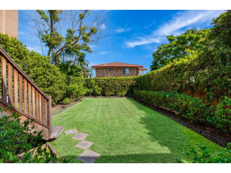 28 Baragoola Street, Coorparoo QLD 4151